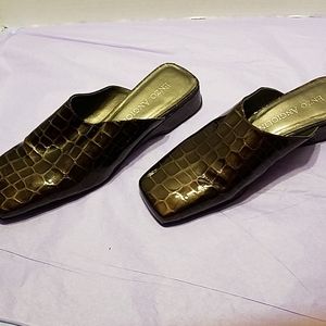 Enzo AngiolinI Slides SZ 7